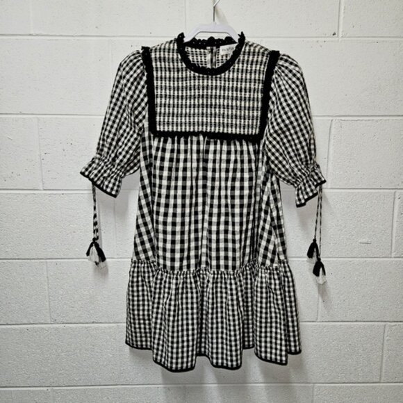 HUNTER BELL Dresses & Skirts - Hunter Bell Megan Gingham Smocked Puff Sleeve Checkered dress Size Xs